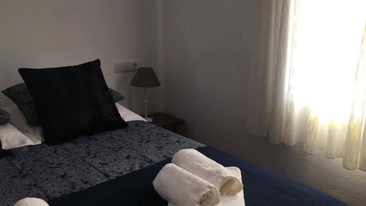 4 Persoons Bungalow Met Gemeenschappelijk Zwembad 特乌拉达 外观 照片